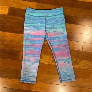 Ivivva (by lululemon) REVERSIBLE Capri Leggings
